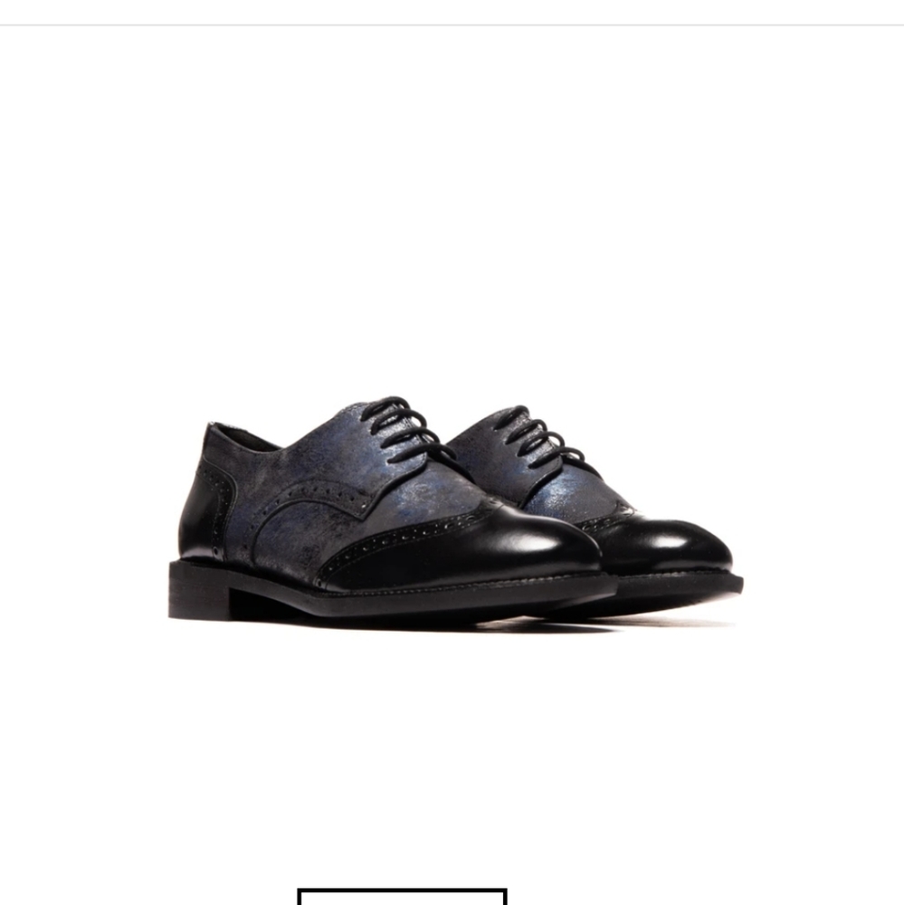 L'Intervalle Murphy Navy Leather Sz 41